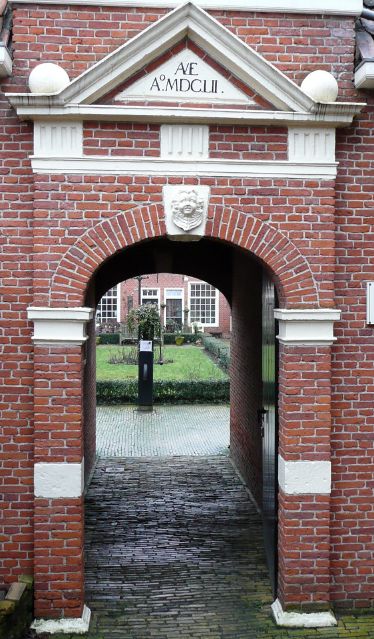 Boshuisengasthuis binnenpoort